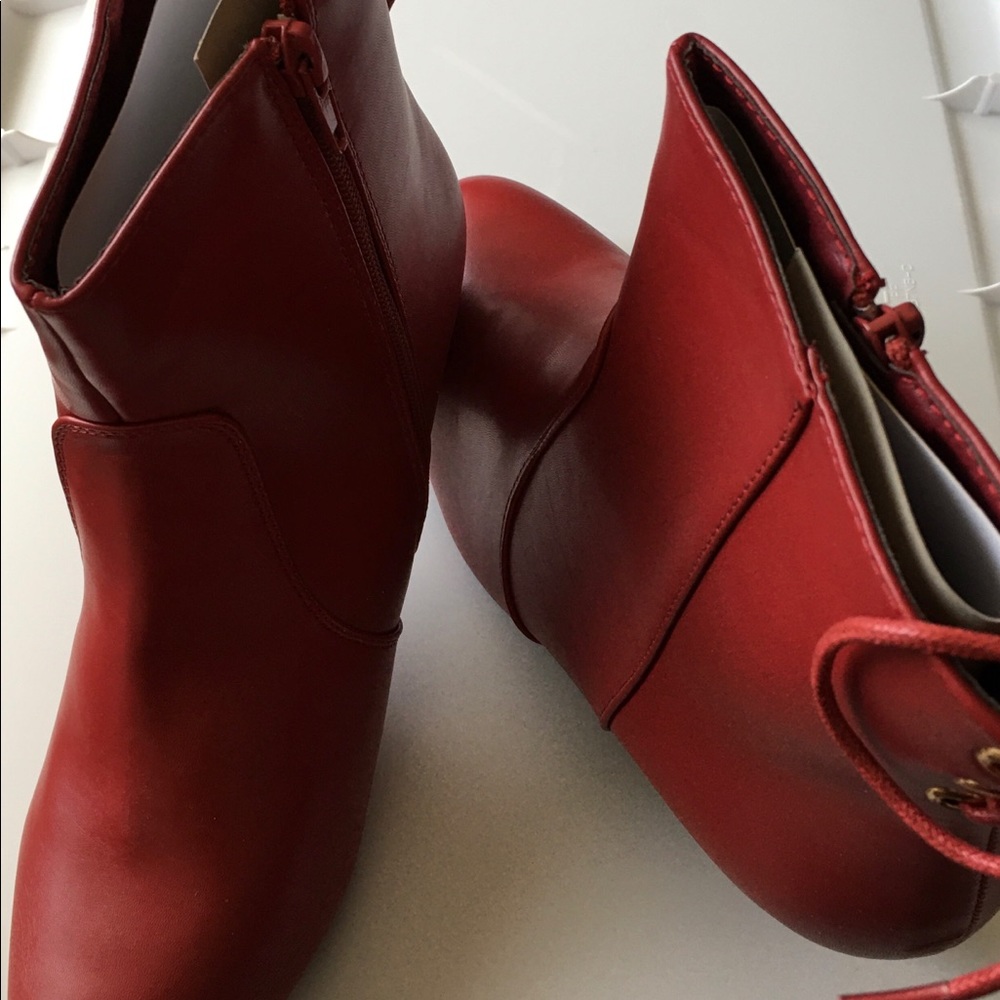 Chantel Red Dress Boot, Size 9M